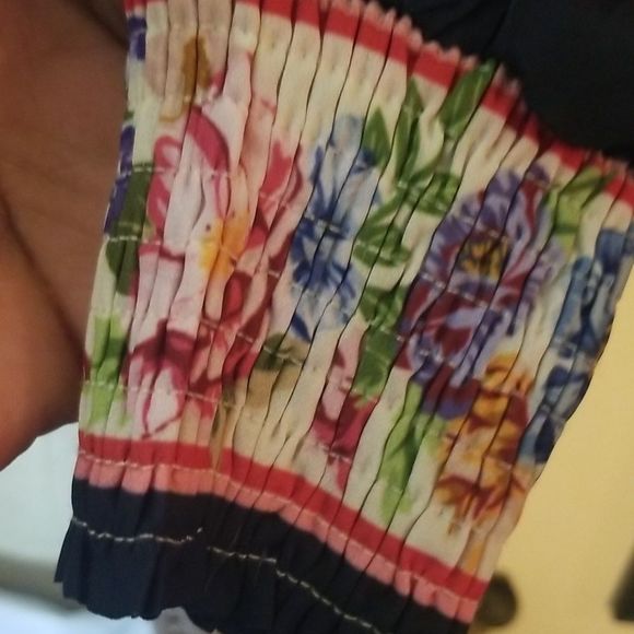 Fashion Nova Mock Neck Long Sleeve Mock Neck Boho Blouse W/Elastic Sleeve Sz.M - Picture 9 of 14